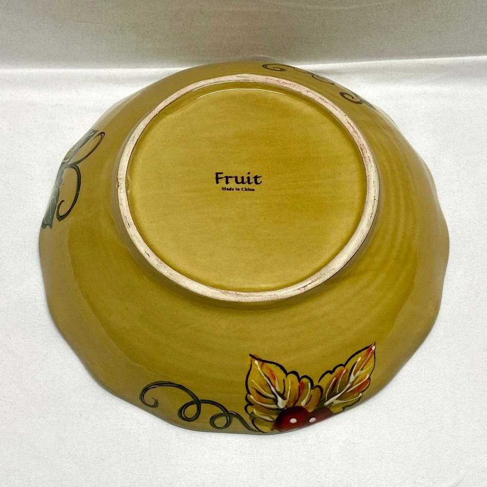 Vintage Earthenware Granada Fruit Bowl 8